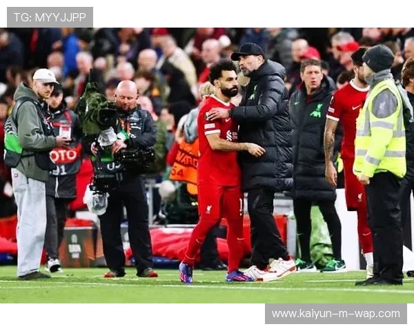 利物浦落后榜首十九分 争冠无望且争四前景面临严峻挑战