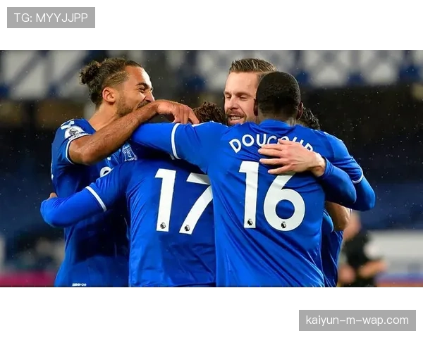 埃弗顿凭借严密防守组织逼平曼城，戴奇务实风格收获一分